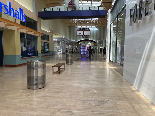 Great Lakes Crossing Outlets - Aug 7 2022 Photo